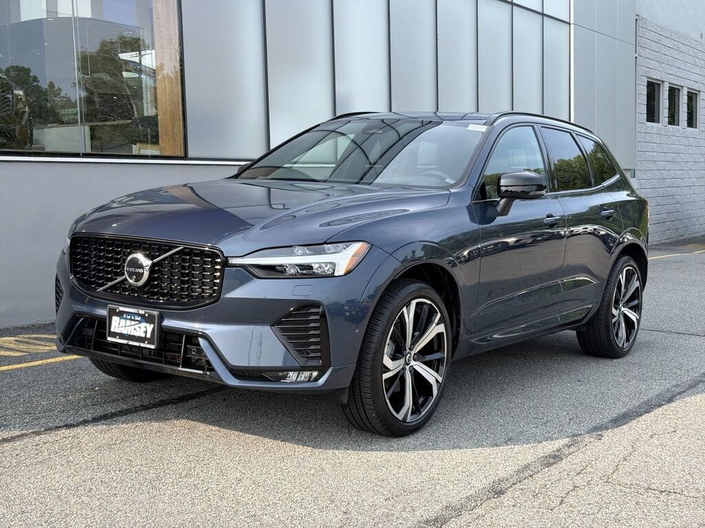 Certified 2024 Volvo XC60 B5 Ultimate Dark SUV