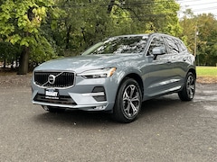 2022 Volvo XC60 B5 AWD Momentum SUV