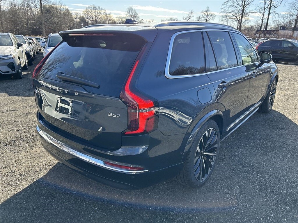 2025 Volvo XC90 photo 3