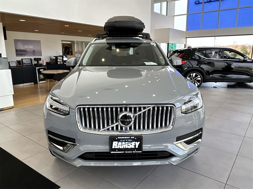 Certified 2025 Volvo XC90 B6 Ultra 7-Seater SUV