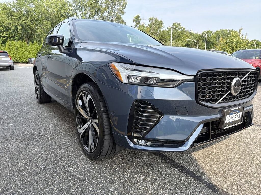 Certified 2024 Volvo XC60 B5 Ultimate Dark SUV