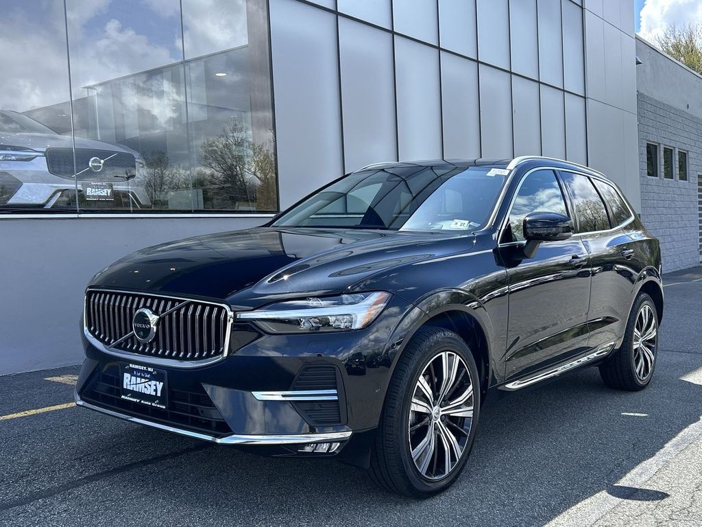 2022 Volvo XC60 Inscription