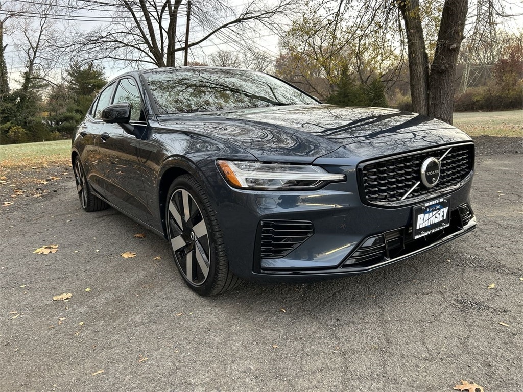 Certified 2024 Volvo S60 plug-in hybrid T8 Plus Dark Sedan