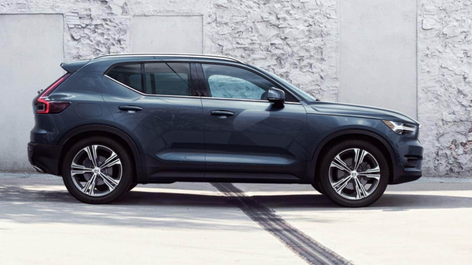 2020 Volvo Xc40 Provides Premium Amenities Technologies