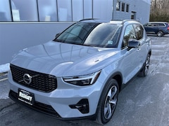 2026 Volvo XC40 B5 Plus AWD SUV