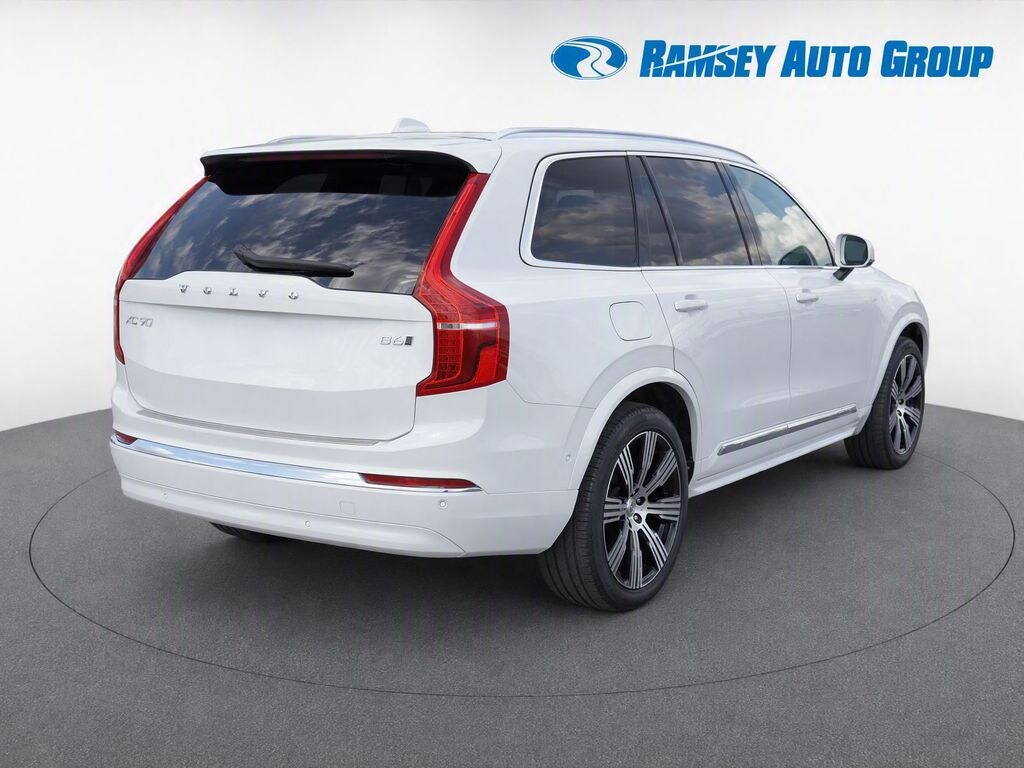 Used 2024 Volvo XC90 B6 Plus Bright 7-Seater SUV