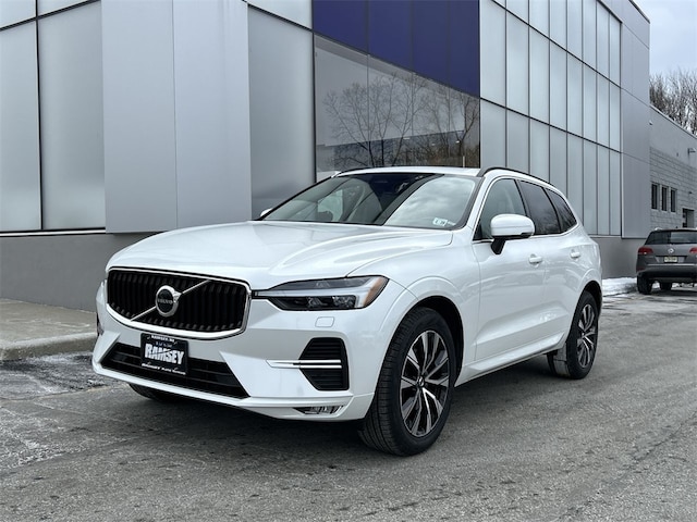 2023 Volvo XC60 B5 AWD Core SUV