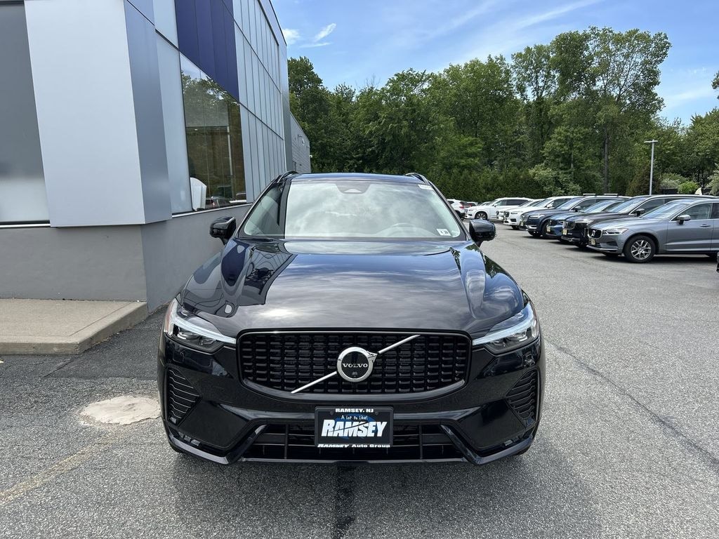 Certified 2023 Volvo XC60 B5 AWD Plus Dark SUV
