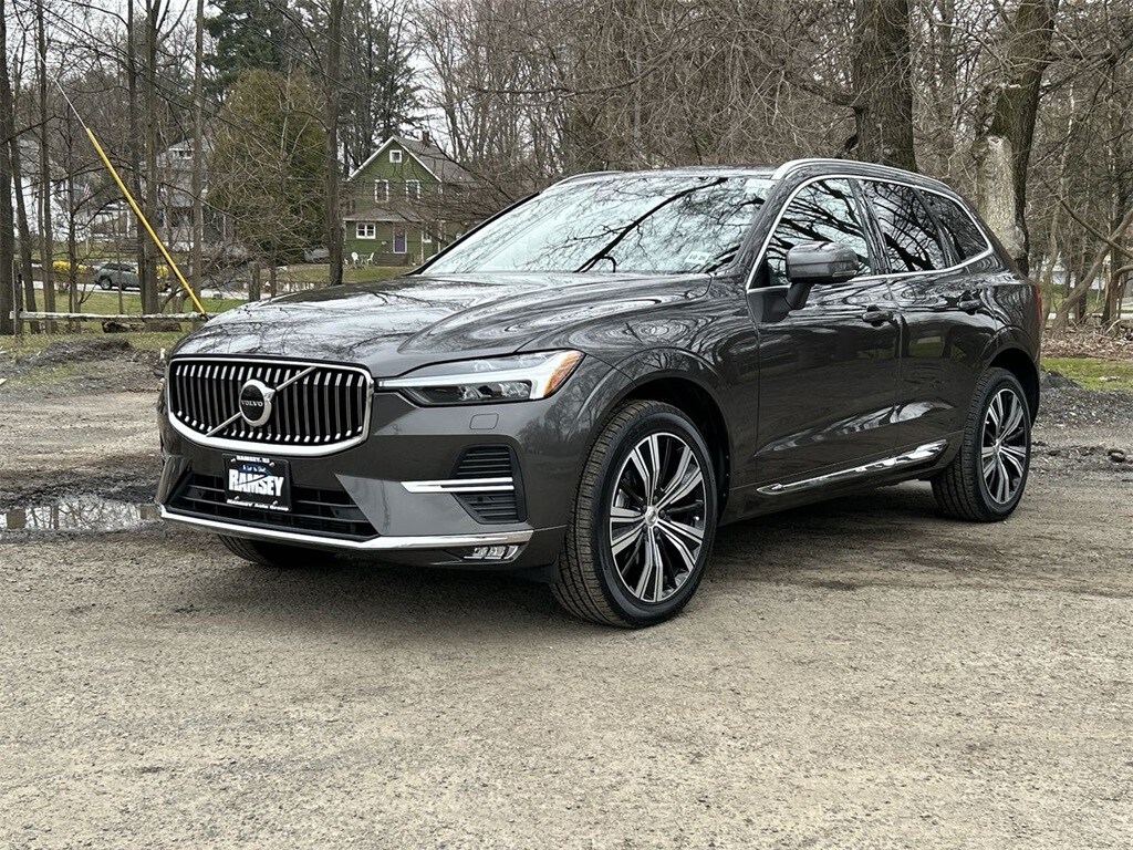 Certified 2022 Volvo XC60 B5 AWD Inscription SUV