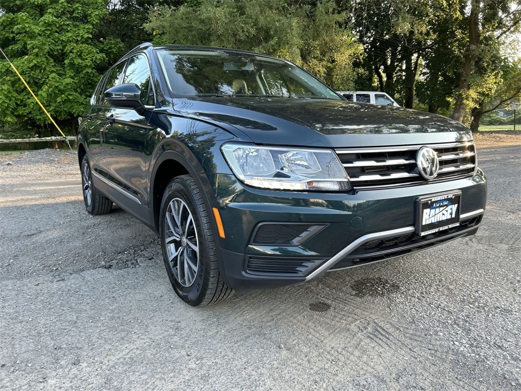 Used 2018 Volkswagen Tiguan SE with VIN 3VV2B7AX2JM198247 for sale in Ramsey, NJ