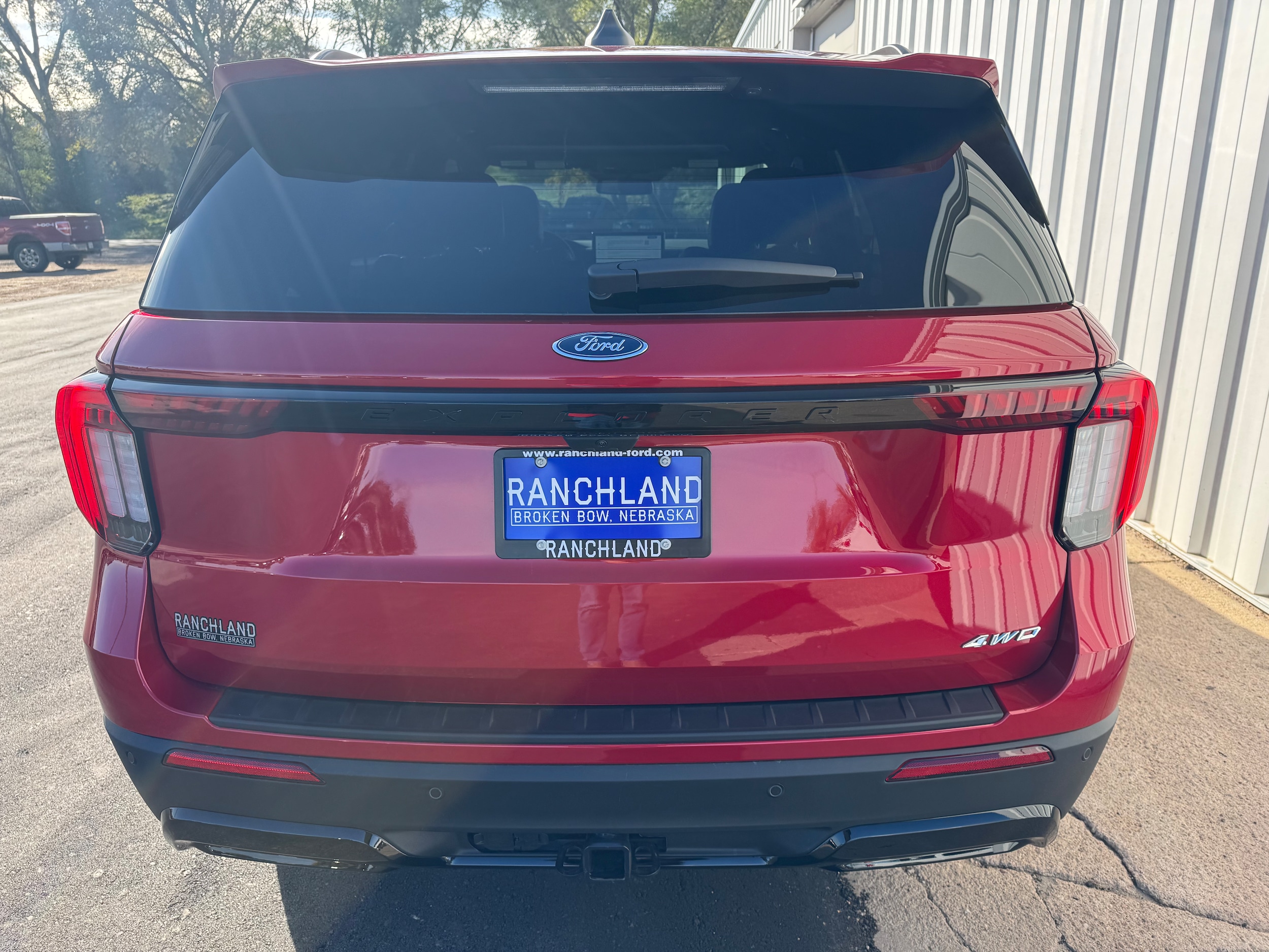 2026 Ford Explorer ST-Line photo 2