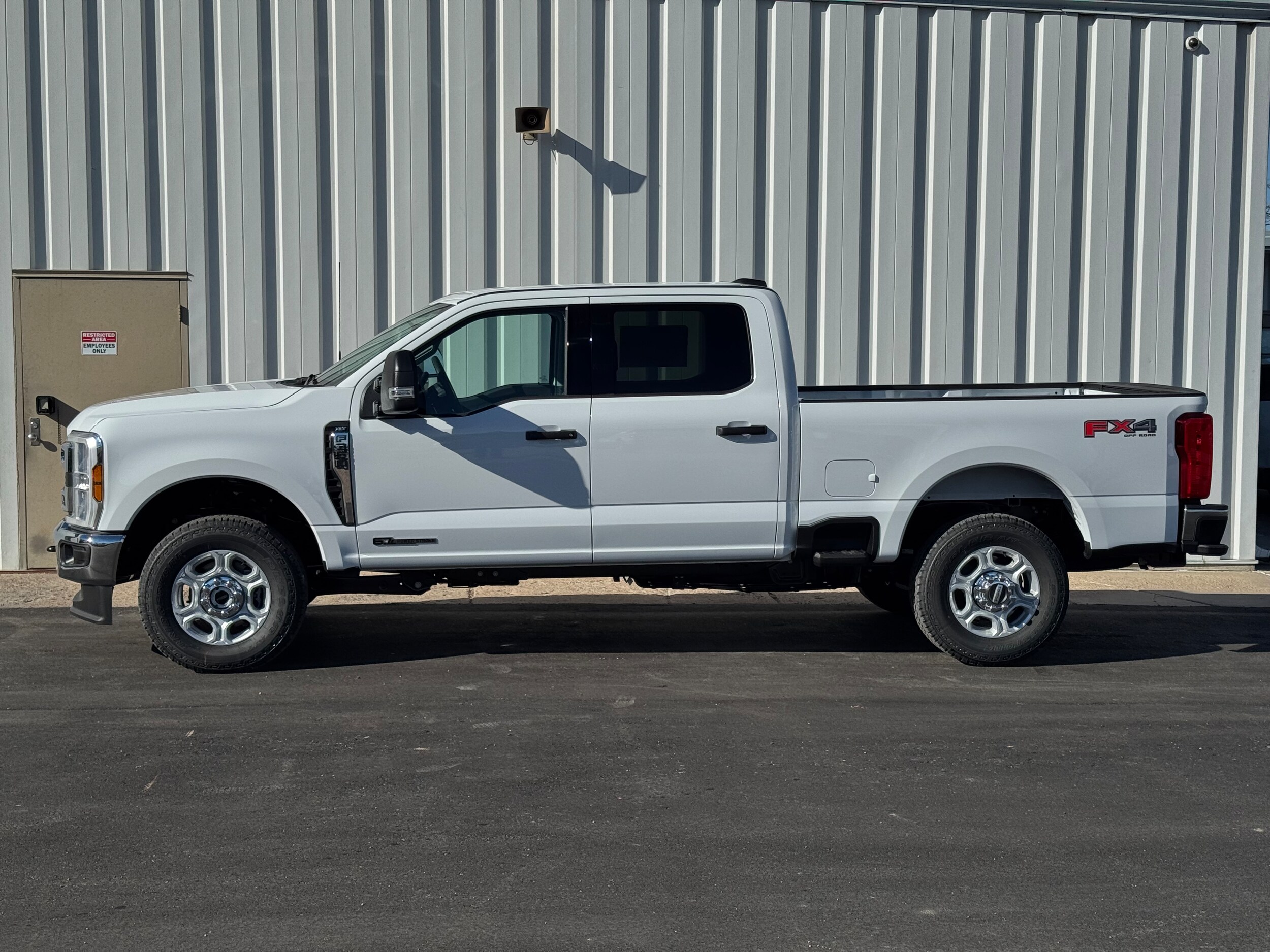 2026 Ford F-350 XLT photo 2