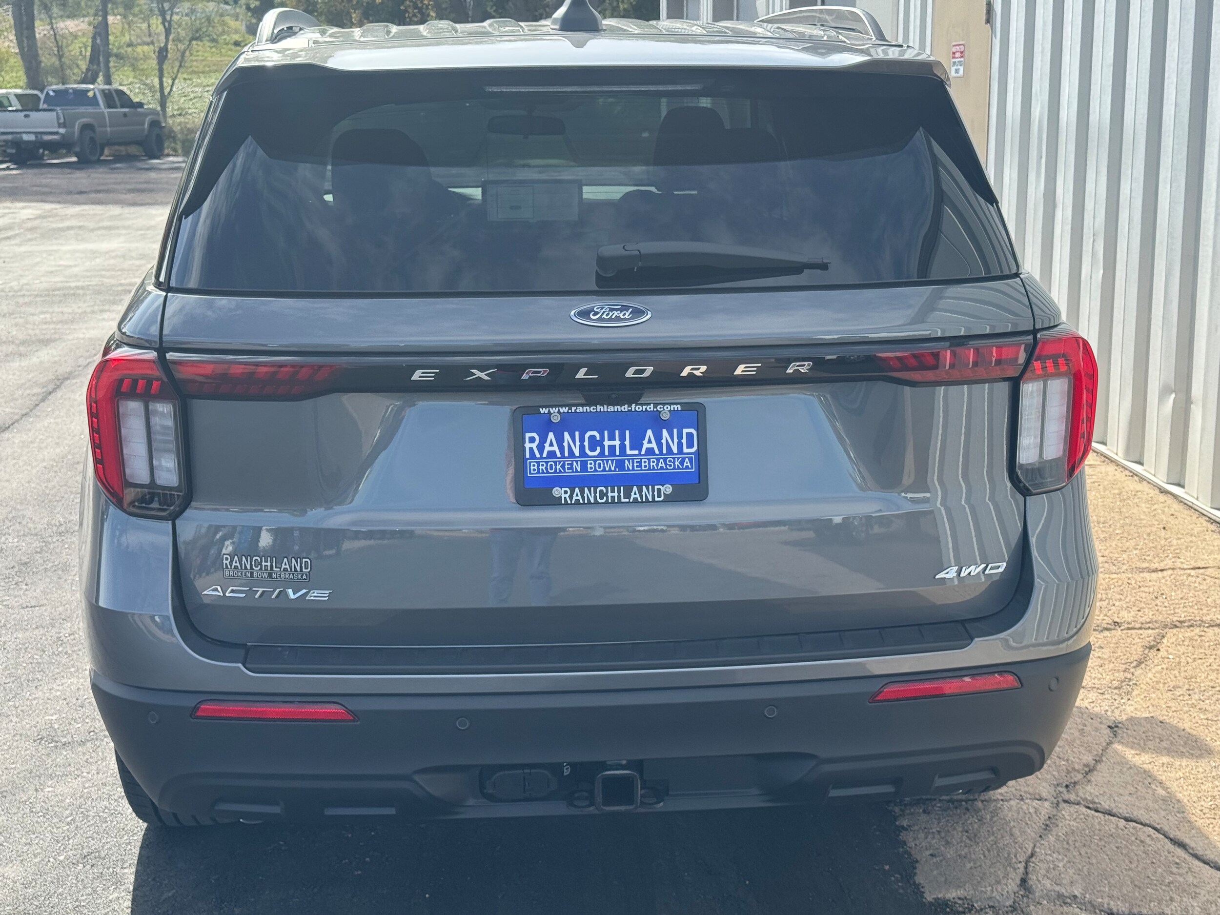 2026 Ford Explorer photo 3