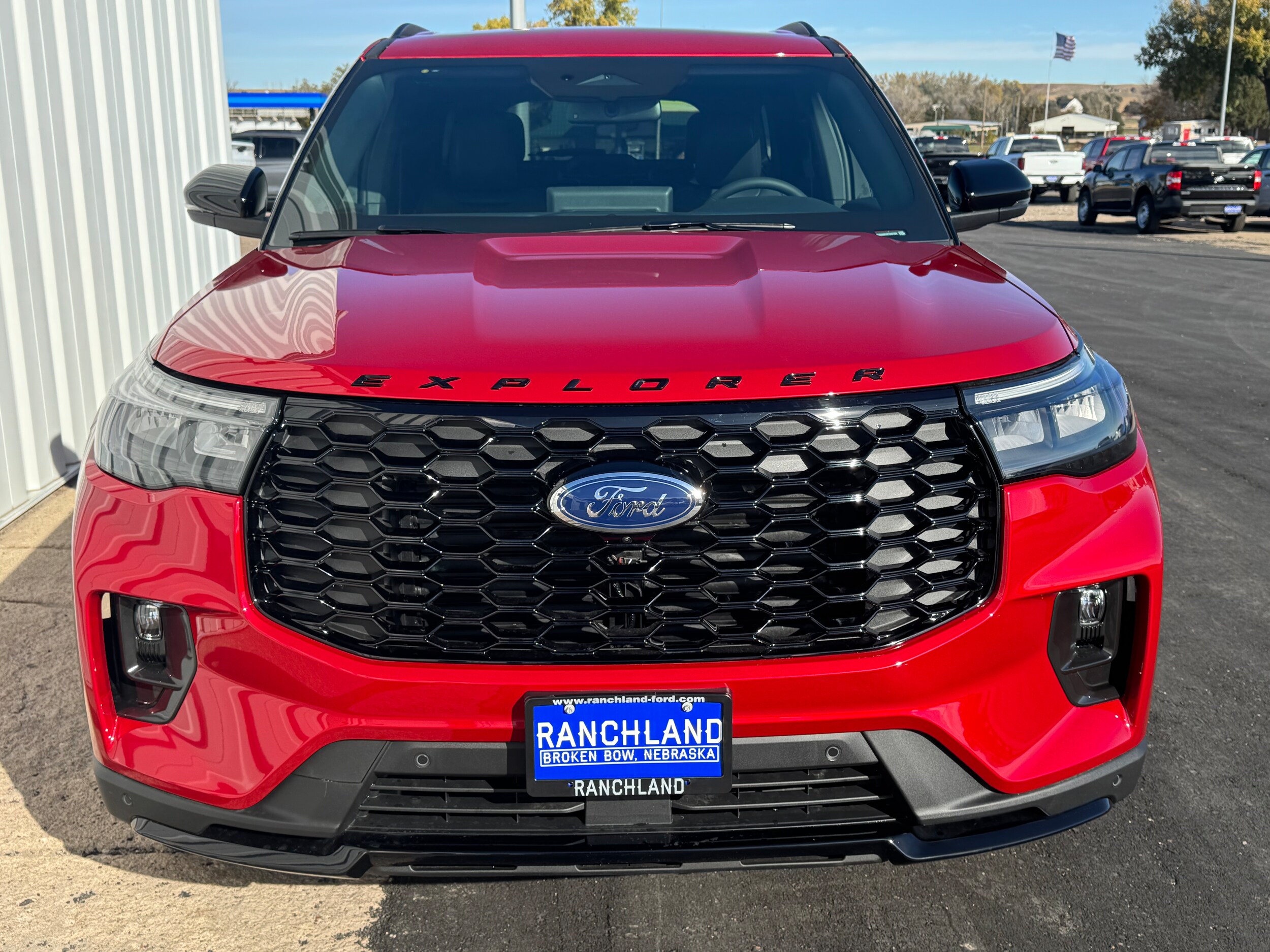 2026 Ford Explorer ST-Line photo 3