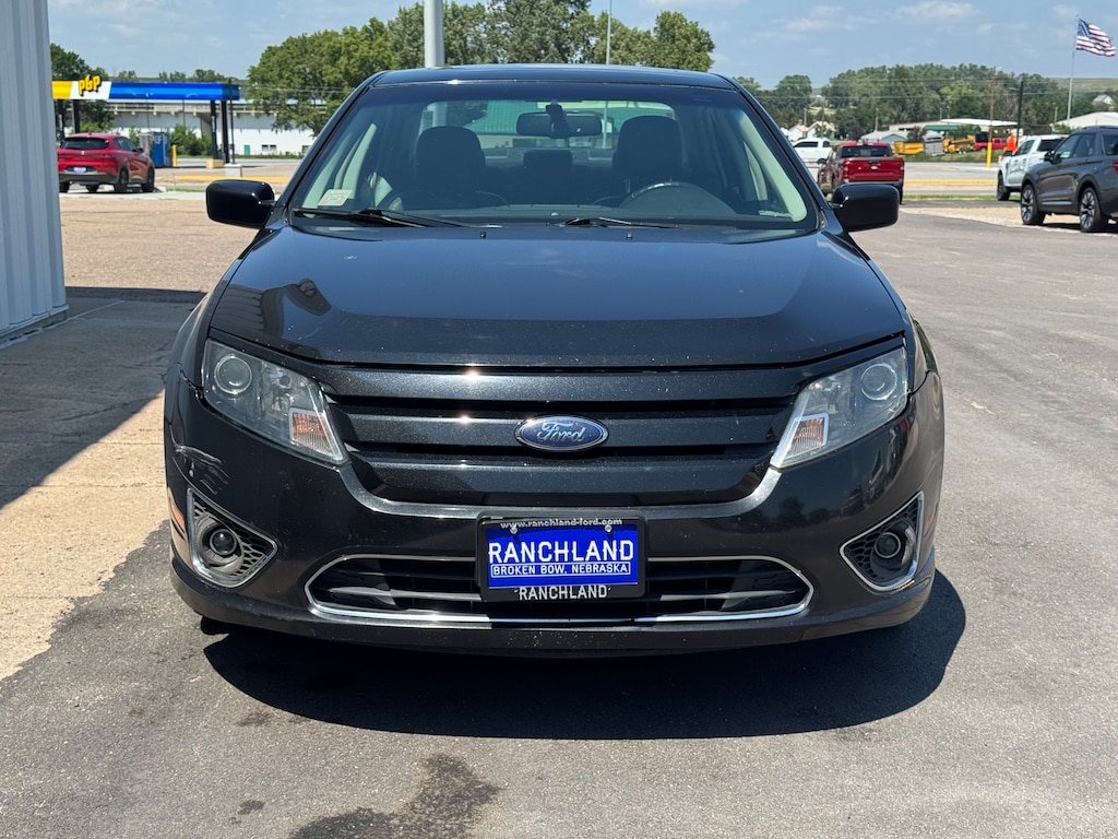 Used 2010 Ford Fusion SEL Sedan