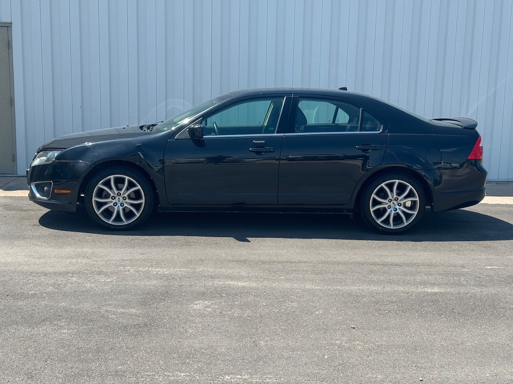 Used 2010 Ford Fusion SEL Sedan
