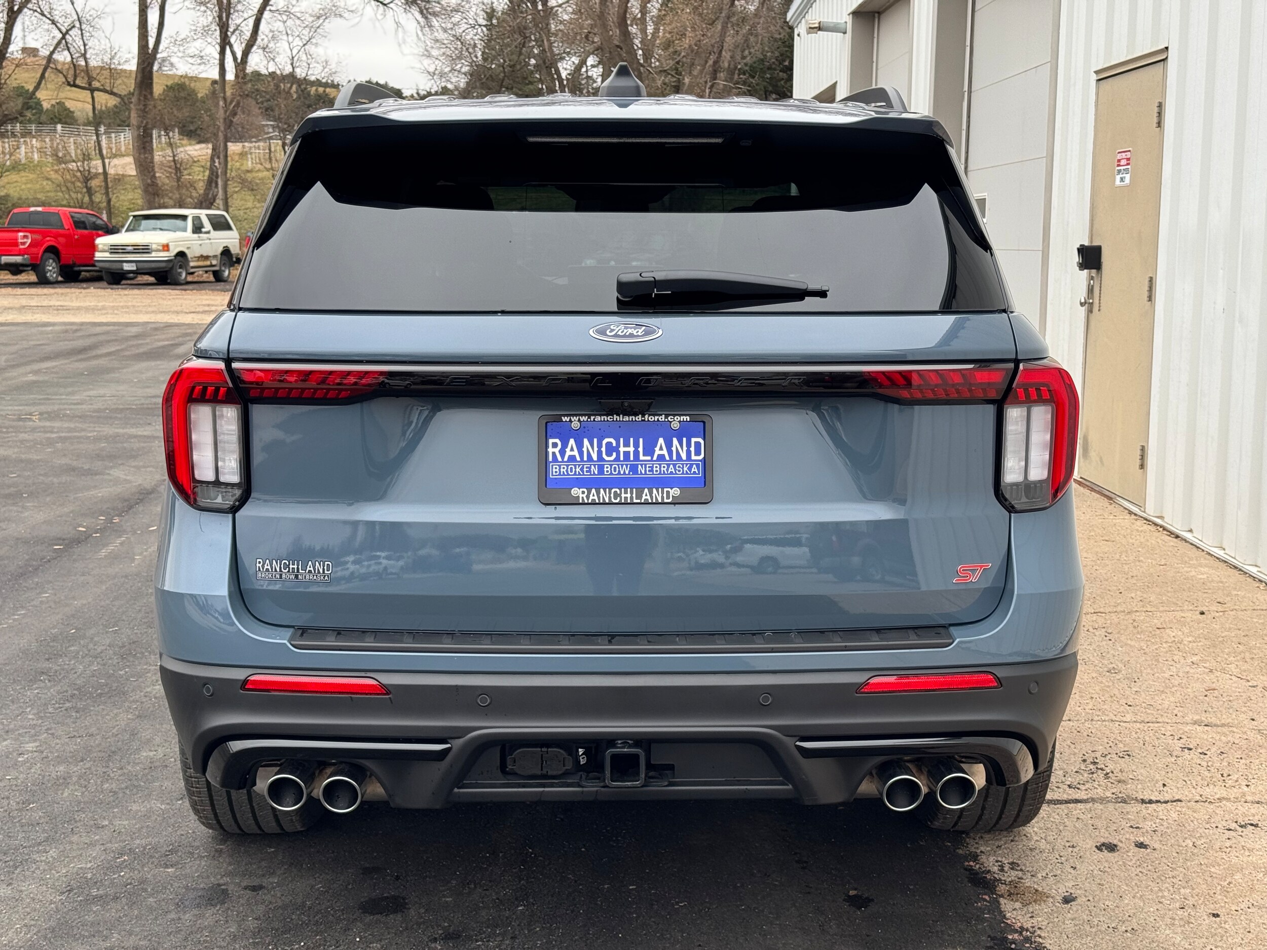 2026 Ford Explorer ST photo 3