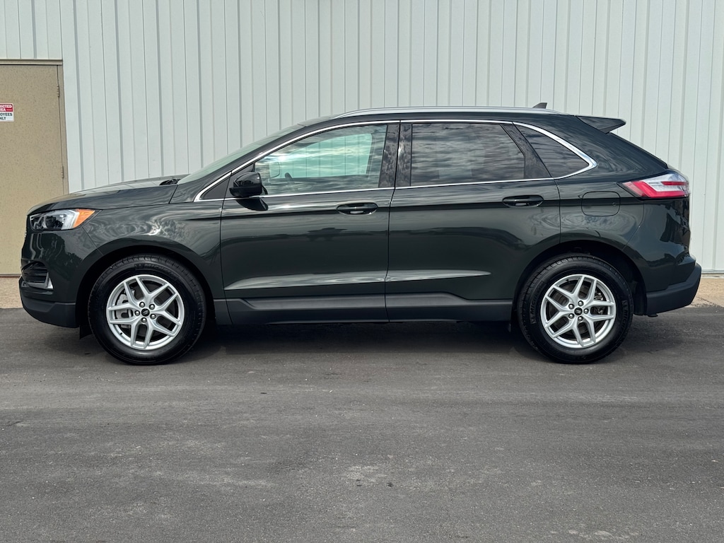 Used 2024 Ford Edge SUV
