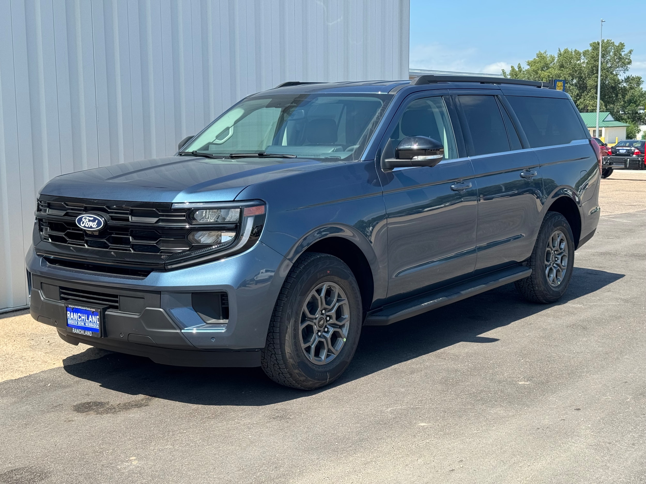 2027 Ford Expedition Azul (Nocturnal Blue Metallic) SUV/Crossover Todo terreno Automática