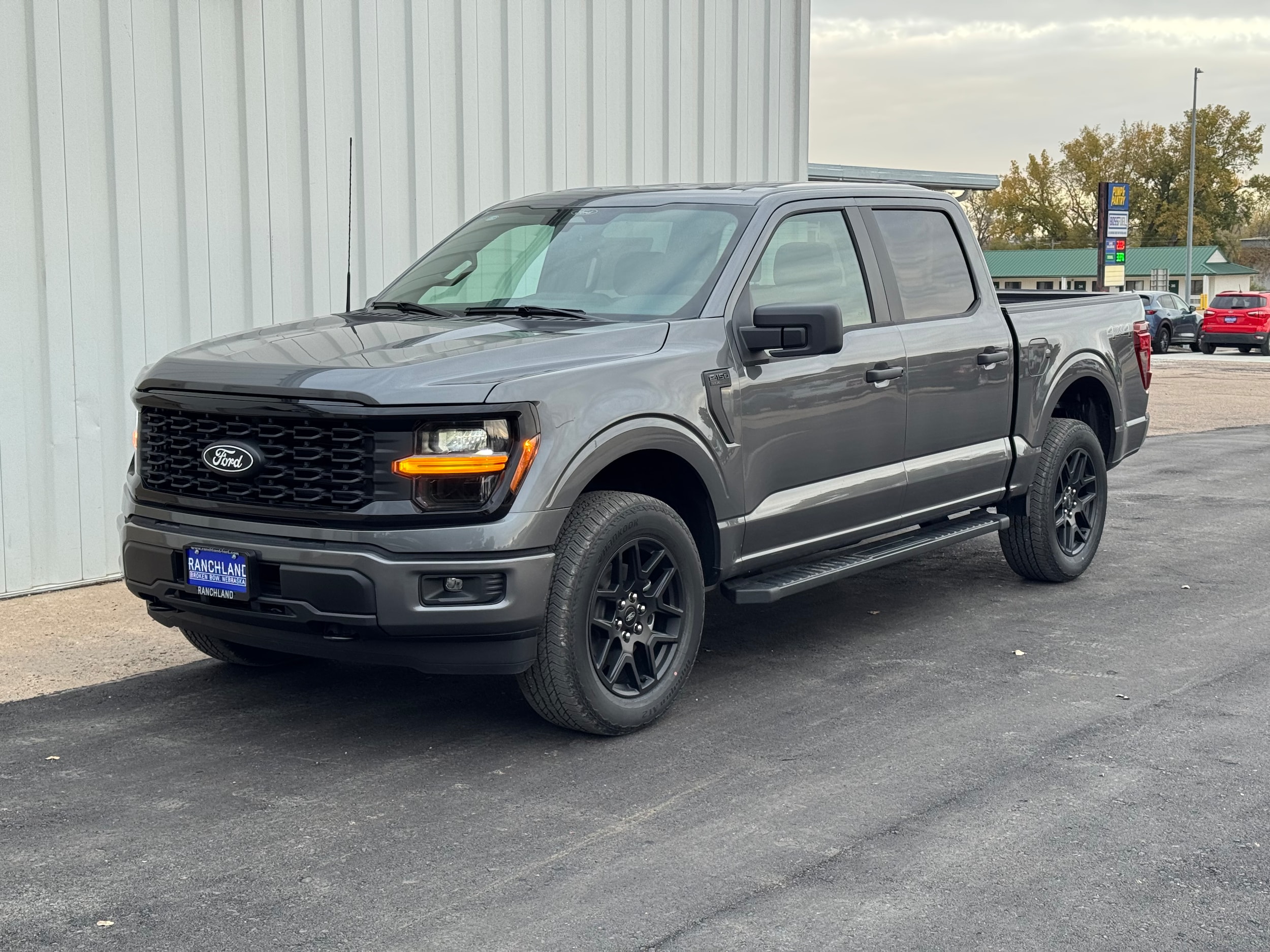 2025 Ford F-150 STX's photo