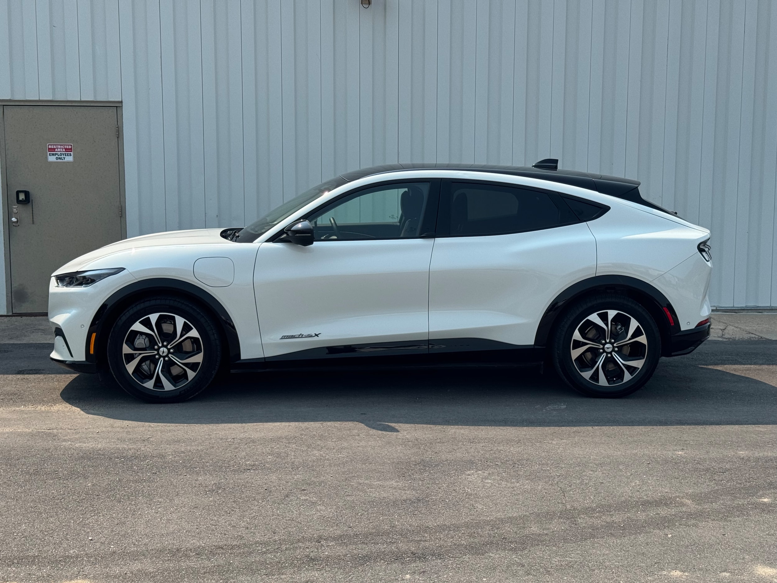 Used 2021 Ford Mustang Mach-E Premium AWD with VIN 3FMTK3SU8MMA03476 for sale in Broken Bow, NE