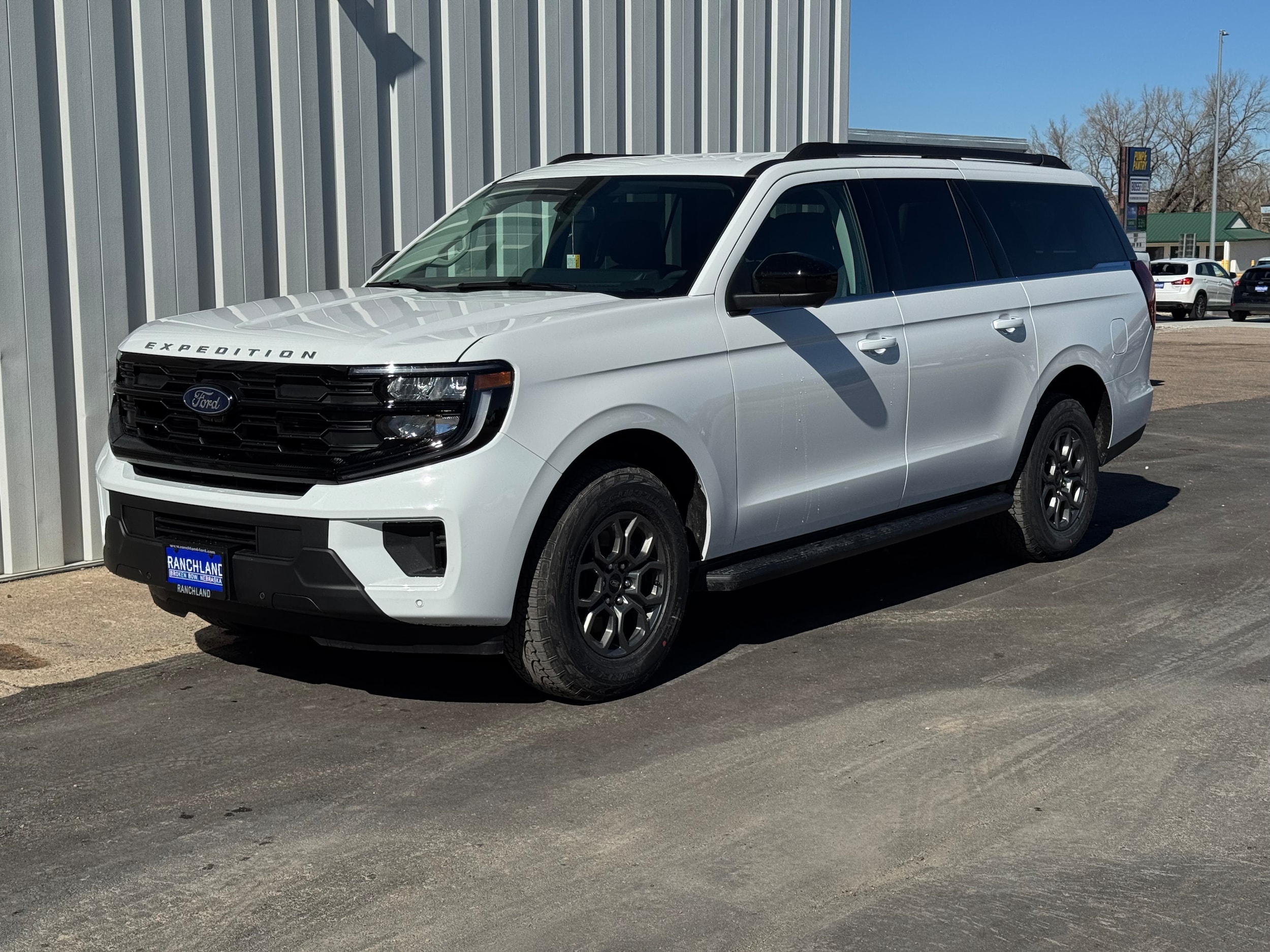 2026 Ford Expedition Active MAX 4x4's photo