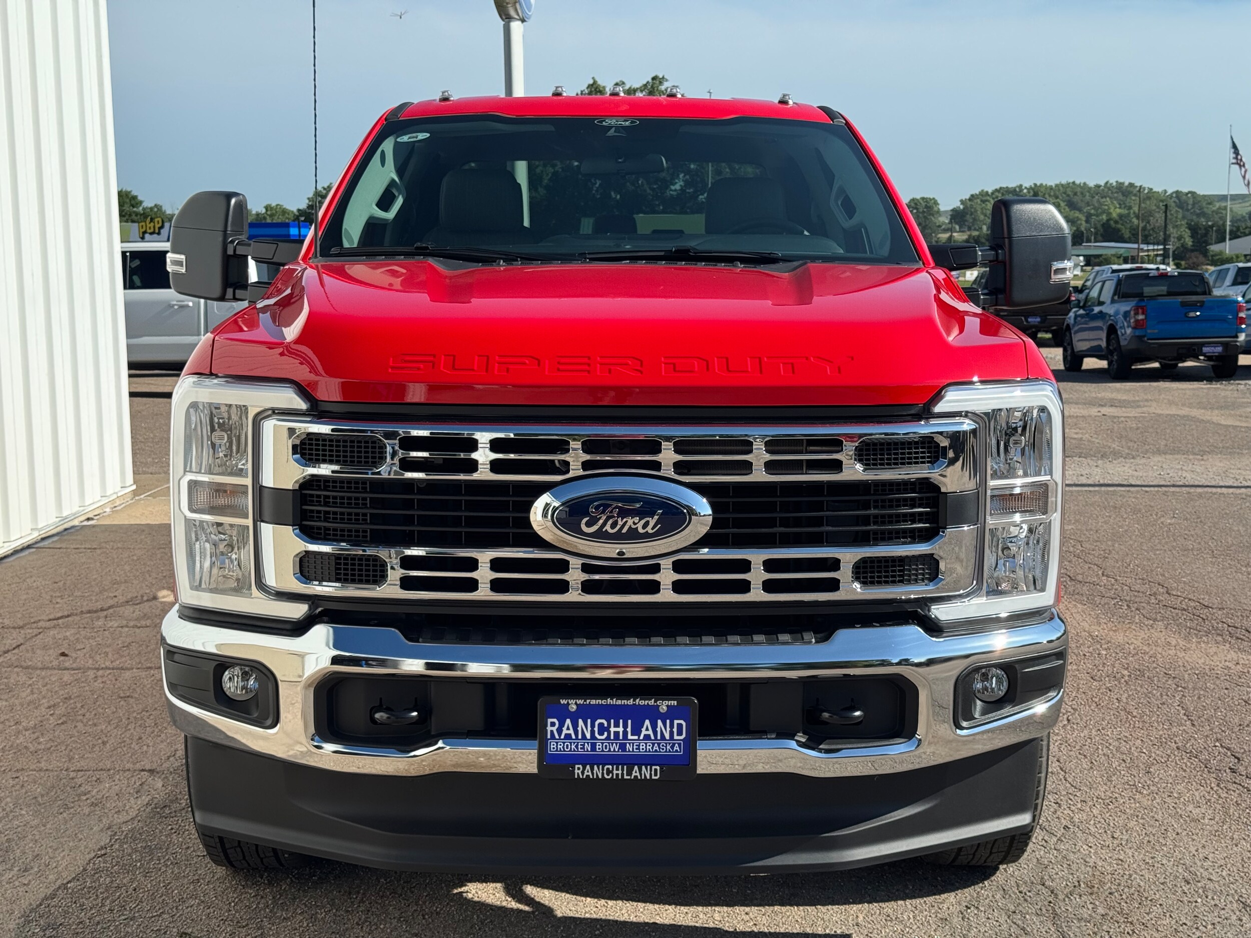 2025 Ford F-250 XLT photo 4