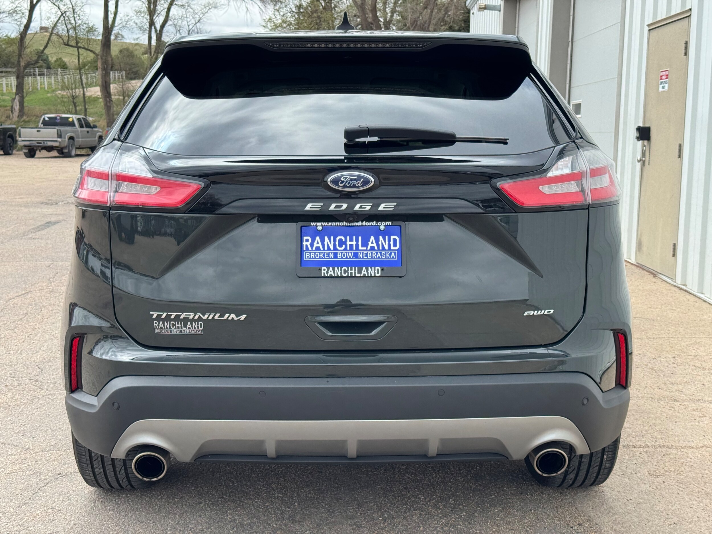 2024 Ford Edge Titanium photo 3
