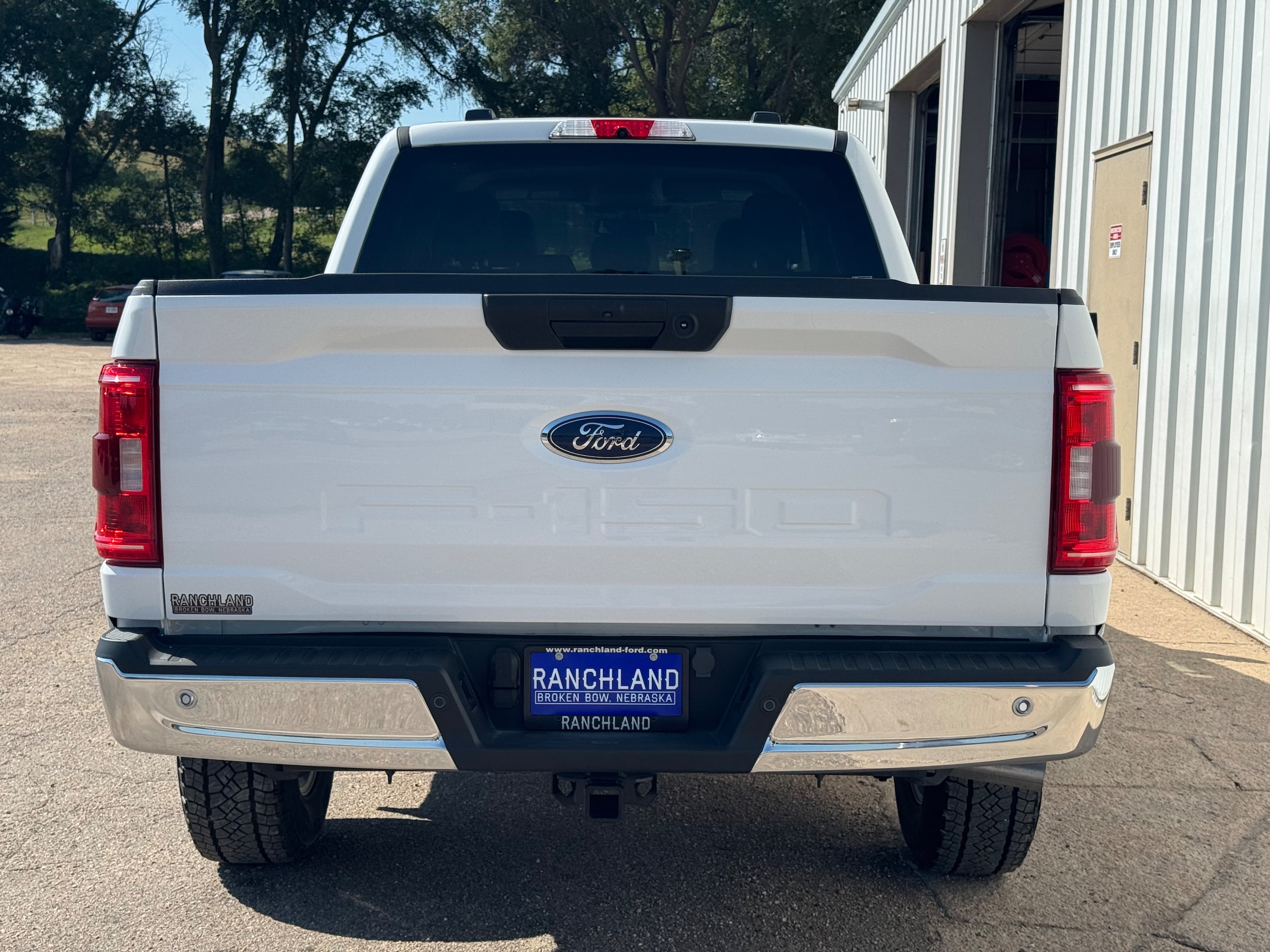 2023 Ford F-150 photo 2