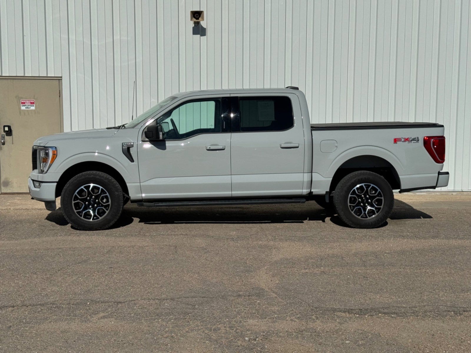 Used 2023 Ford F-150 XLT with VIN 1FTFW1E81PKD95964 for sale in Broken Bow, NE