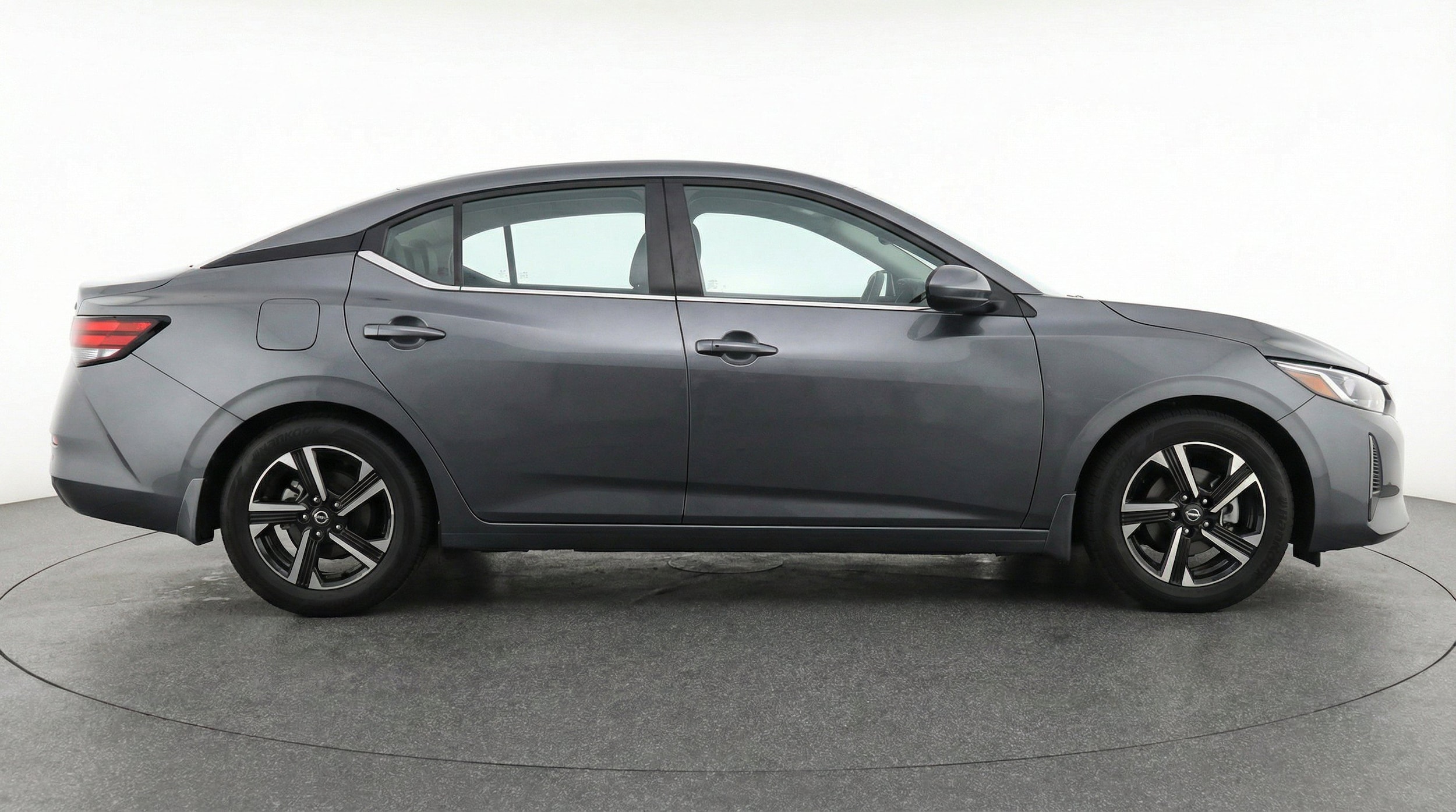 Thumbnail: 2025 Nissan Sentra - 11