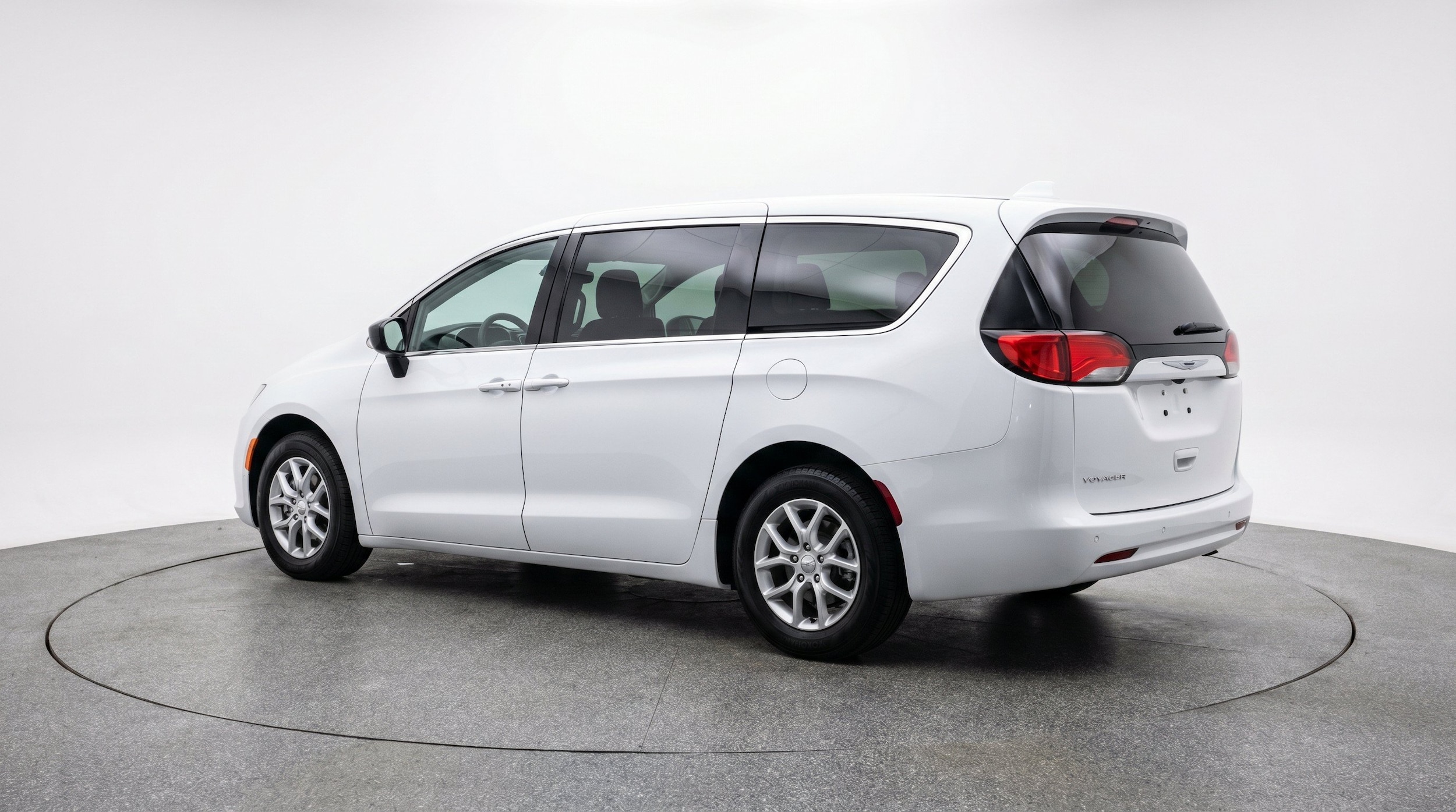 Thumbnail: 2024 Chrysler Voyager - 6