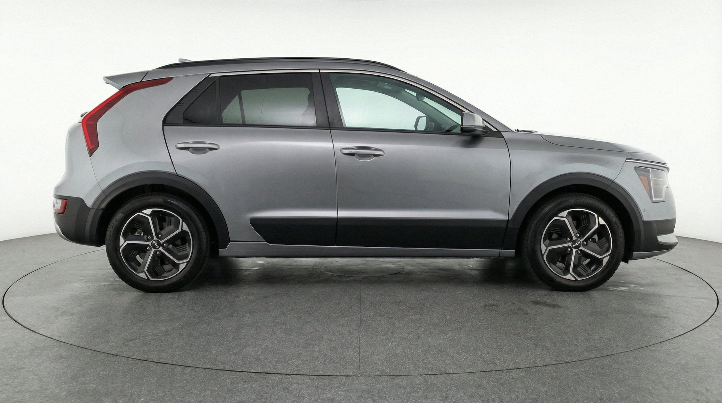 Thumbnail: 2026 Kia Niro - 11