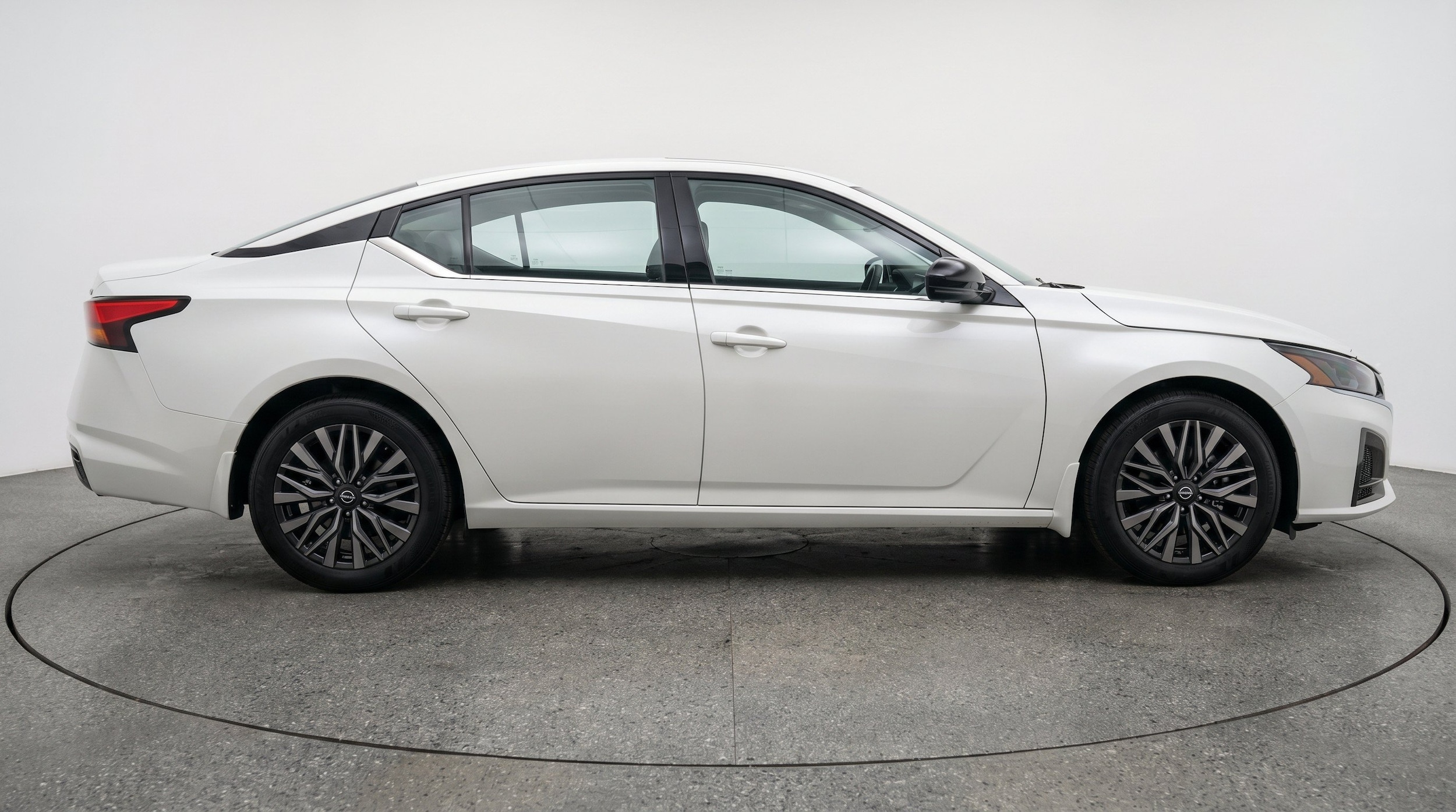 Thumbnail: 2026 Nissan Altima - 10