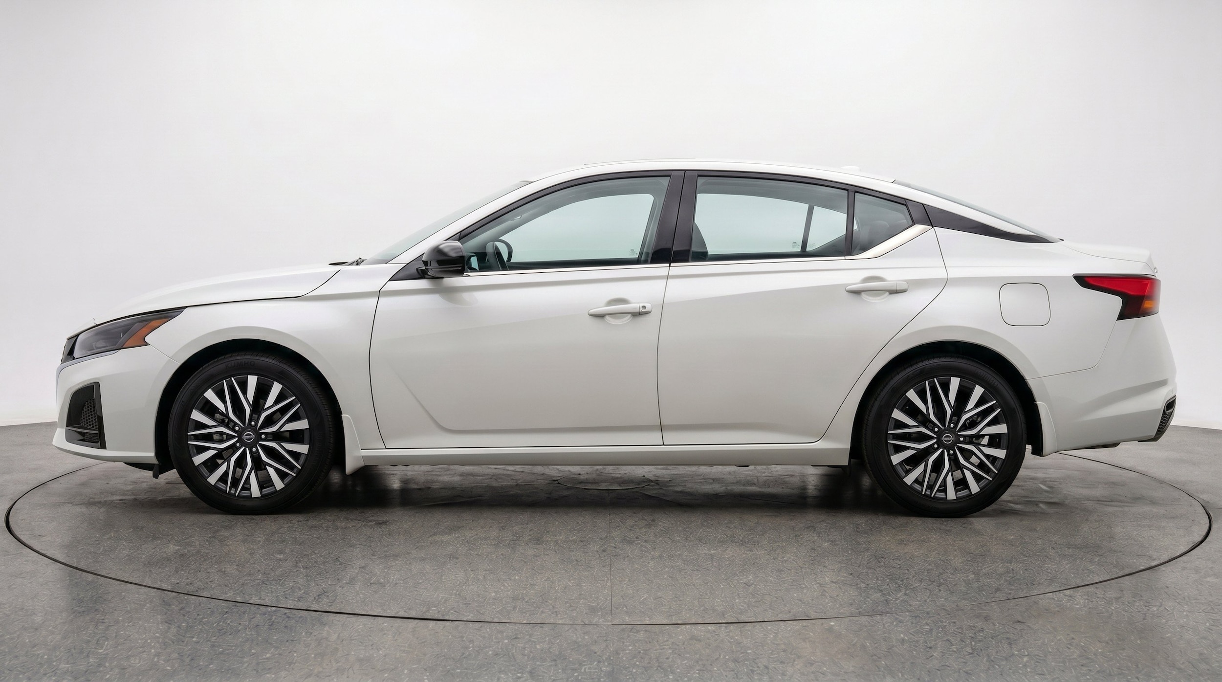 Thumbnail: 2026 Nissan Altima - 5