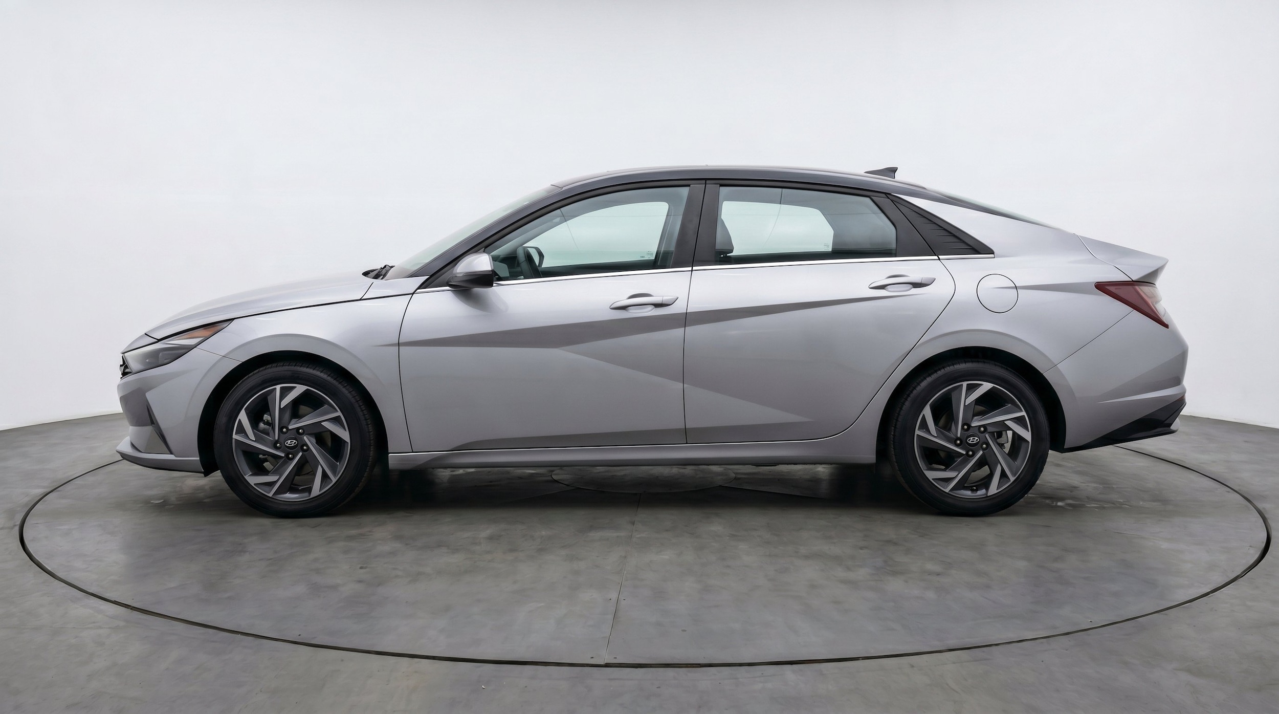 Thumbnail: 2025 Hyundai Elantra - 5