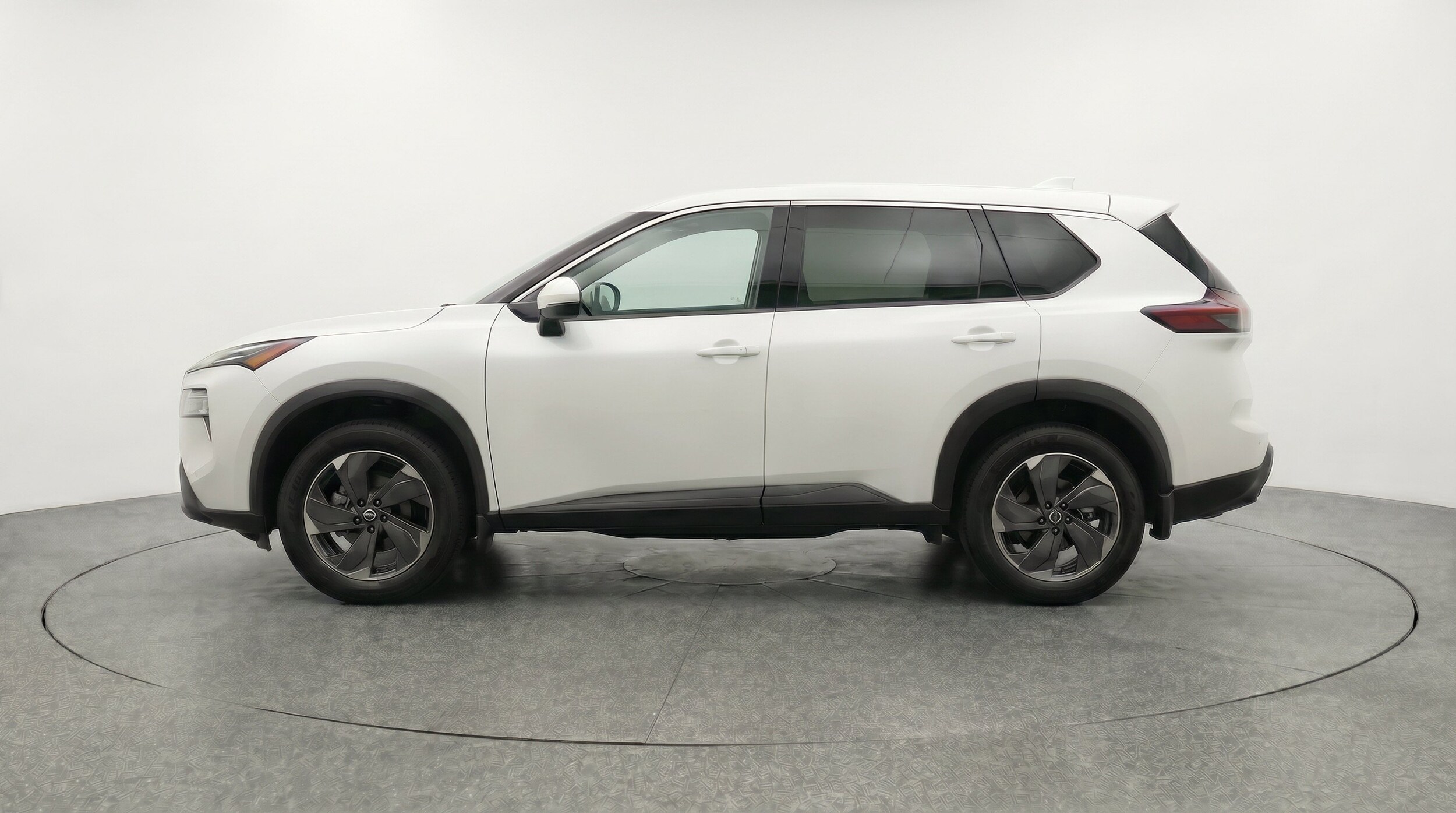 Thumbnail: 2025 Nissan Rogue - 5