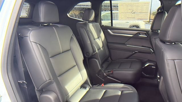 2026 GMC Acadia Elevation - Photo 18