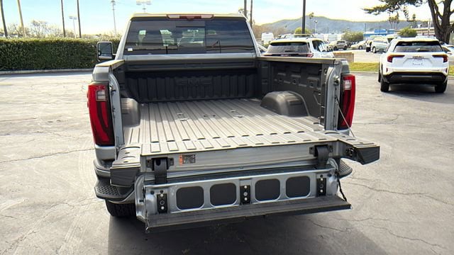 2026 GMC Sierra 2500HD Denali - Photo 12