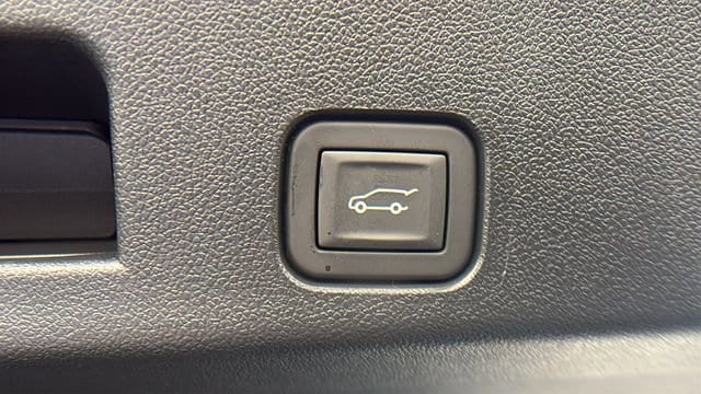 2026 GMC Acadia Elevation - Photo 12