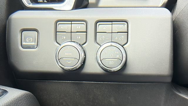 2026 GMC Sierra 2500HD Denali - Photo 35