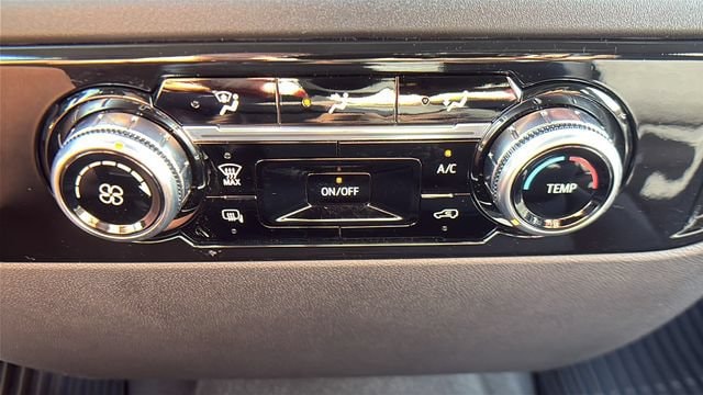 2026 GMC Sierra 3500HD SLE - Photo 25