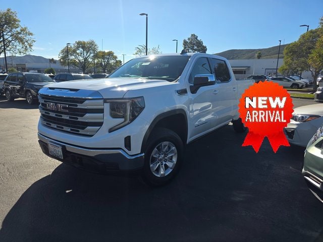 2025 GMC Sierra 1500 SLE's photo