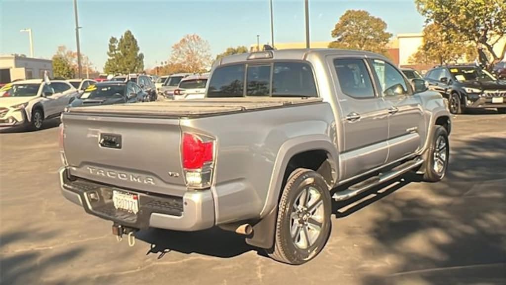 Used 2016 Toyota Tacoma Limited Truck Double Cab