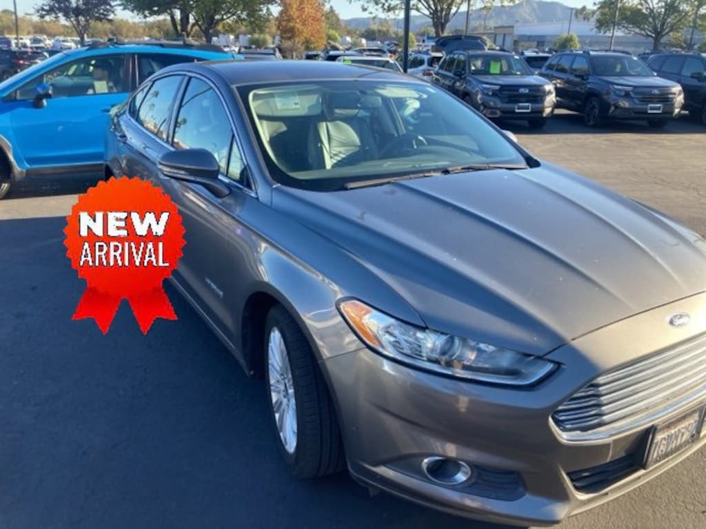 Used 2014 Ford Fusion SE Hybrid Sedan