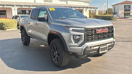 2025 GMC Canyon Elevation Truck