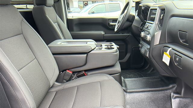 2026 GMC Sierra 2500HD Pro - Photo 13