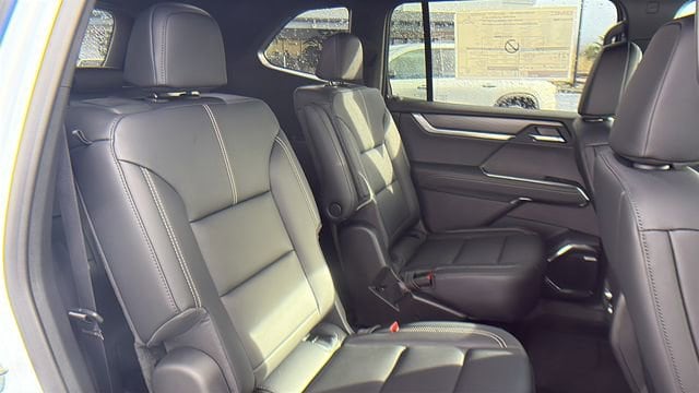 2026 GMC Acadia Elevation - Photo 18