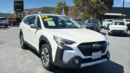 2025 Subaru Outback Touring SUV
