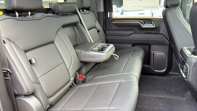 2026 GMC Sierra 2500HD Denali - Photo 17